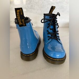 Dr. Martens Blue Black Lace-Up Boots NWT | T9